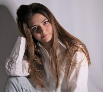 Weronika P. - agencja statystów 3