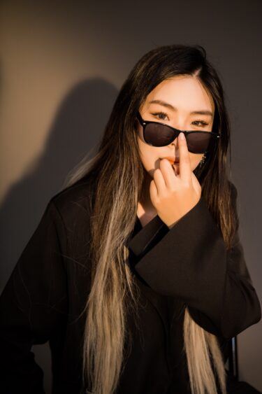 Jia Y. 4