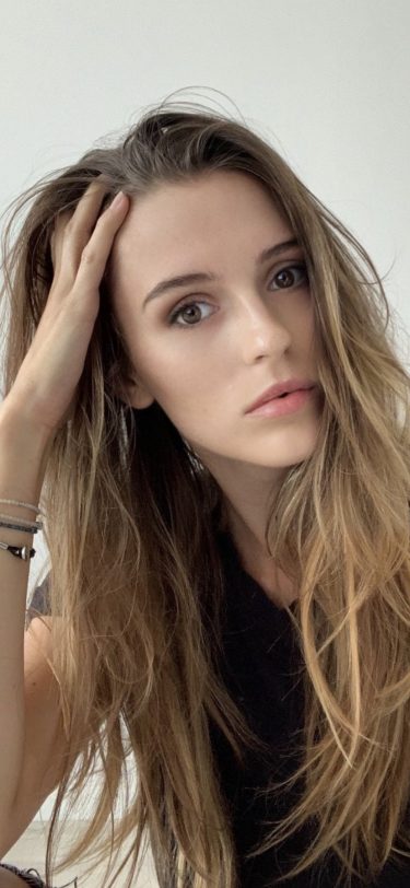 Angelika K. b6