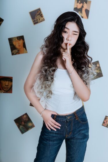 Jia Y. 5