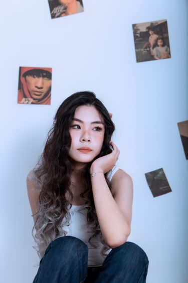 Jia Y. 6