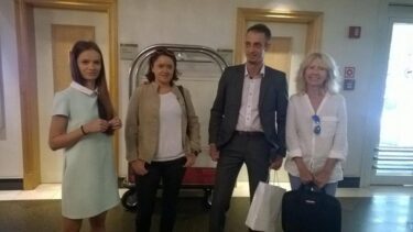 konferencja prasowa z udziałem statystów