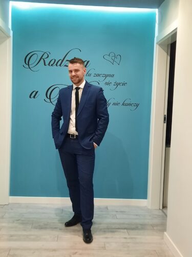 Krzysztof W. 1