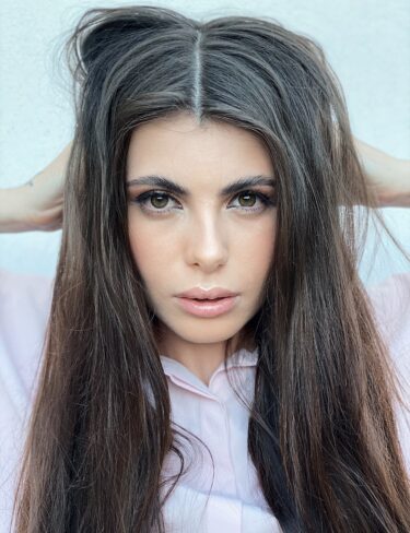 Yuliia M. 2