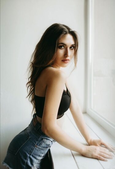 Anna Z. 3