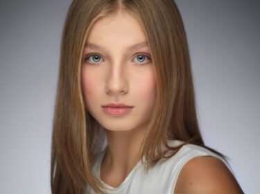 Karina J. 2