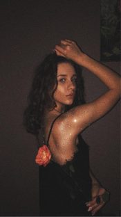 Krystyna Y. - agencja statystów