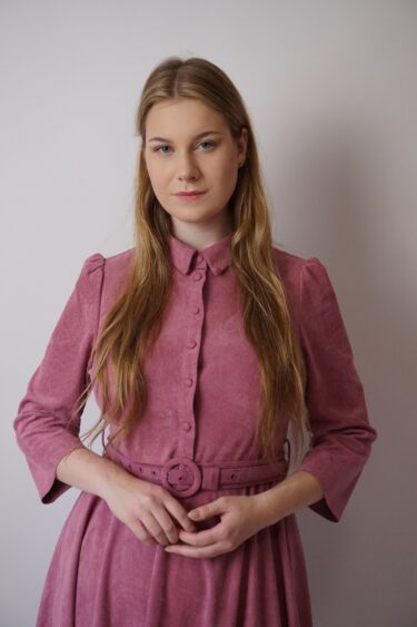 Julia O. 2