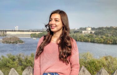 Karyna K. 4