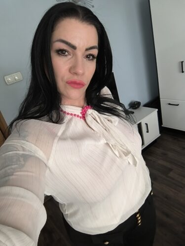 Adriana P. 2