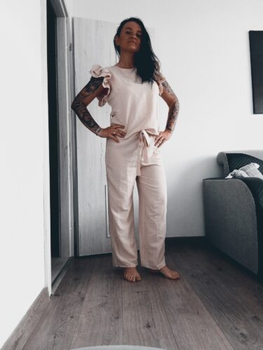 Mirela P. 1