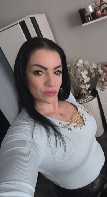 Adriana P. 3