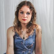 Karolina D. - agencja statystów