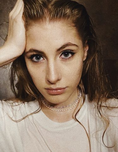 Aleksandra Sz. 4b