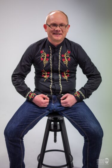 Robert M. 2
