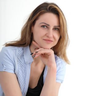 Bożena O. - agencja statystów
