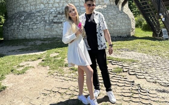 udział modelki w teledysku