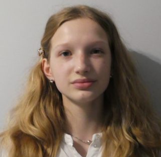 Karolina K. - agencja statystów